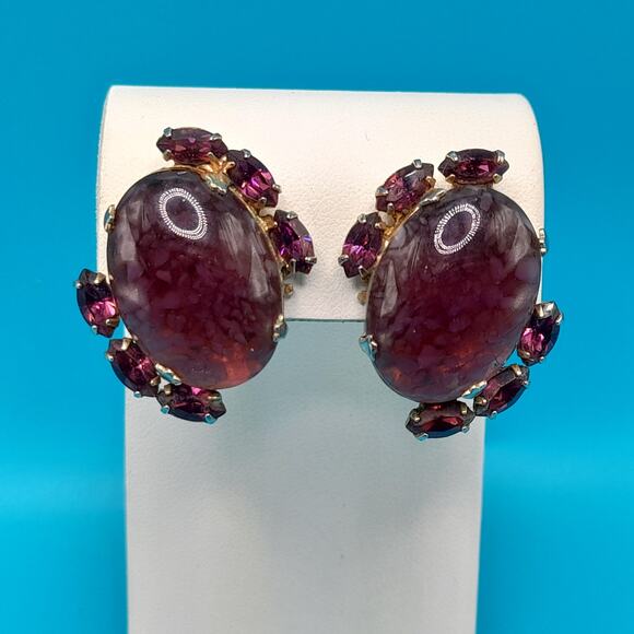 Vintage Purple Glass Rhinestone Clip Earrings, Gold Tone, 1 1/4", 1950s - Picture 1 of 10